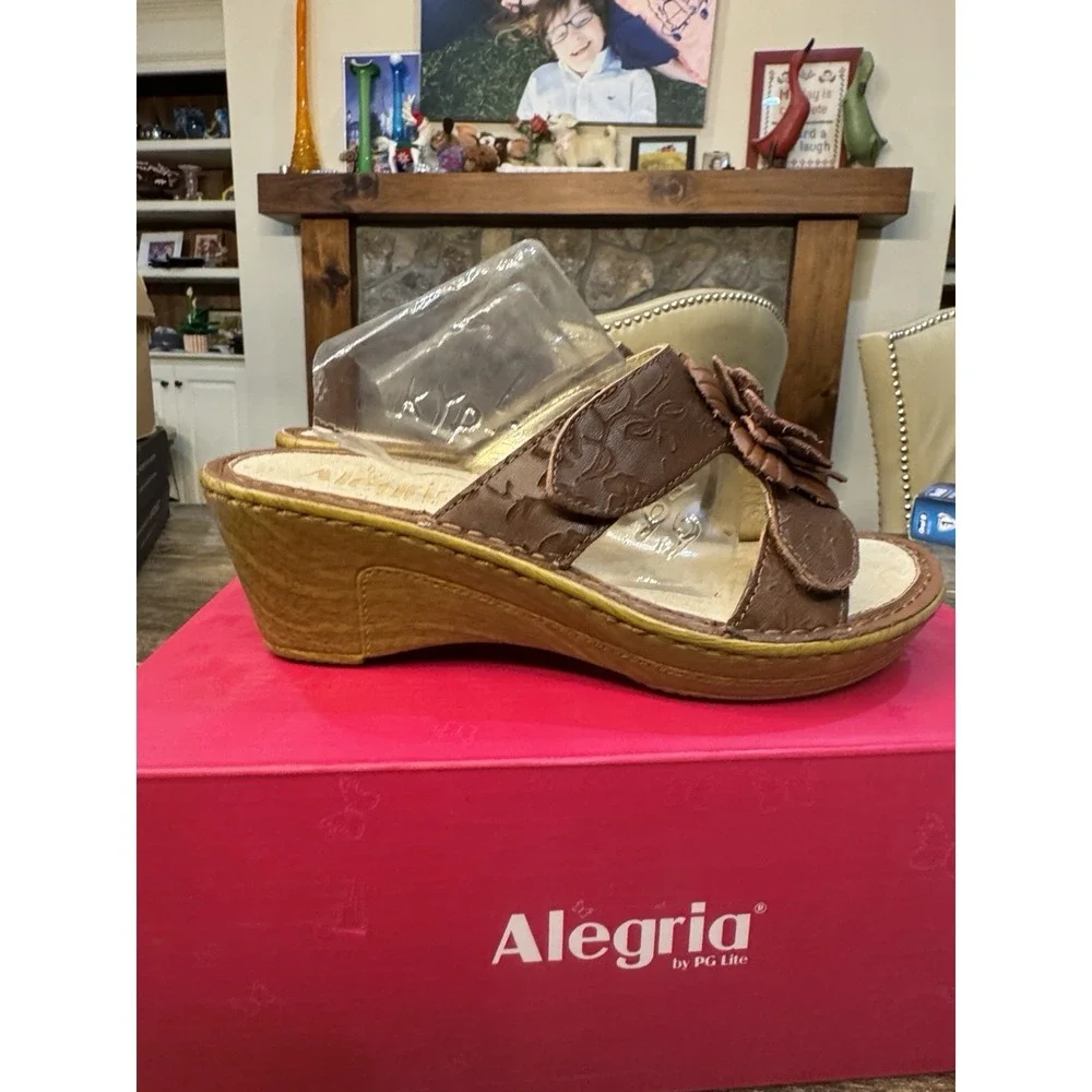 New Alegria Lana Leather Wedge Sandals Flower Brown EU 36 US‎ 6-6.5